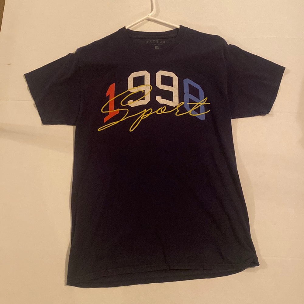 Pacsun t shirt